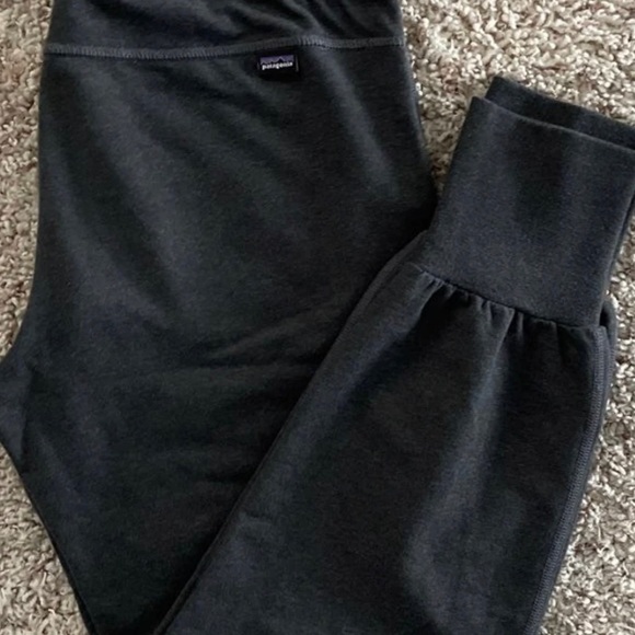 Patagonia Ahnya Pants - Forge Grey size small - Picture 3 of 6